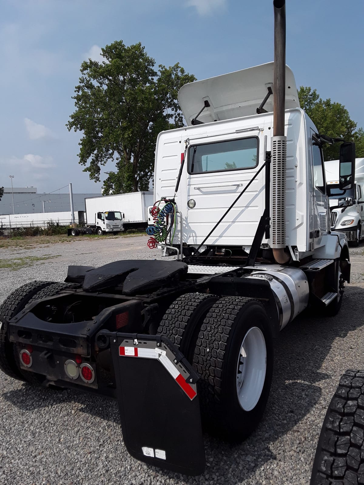 2016 Volvo VNL42TRACTOR 644021