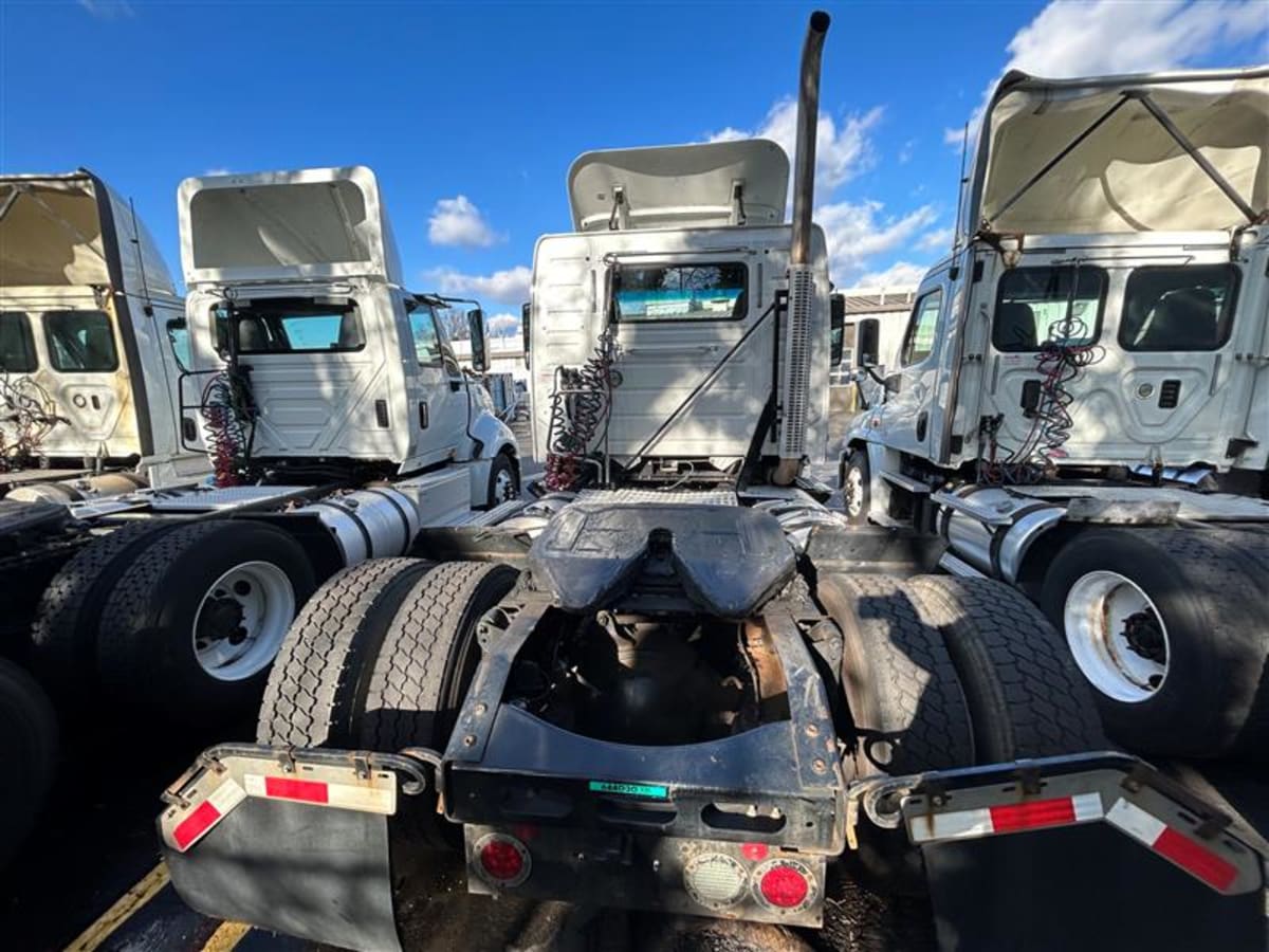 2016 Volvo VNL42TRACTOR 644030