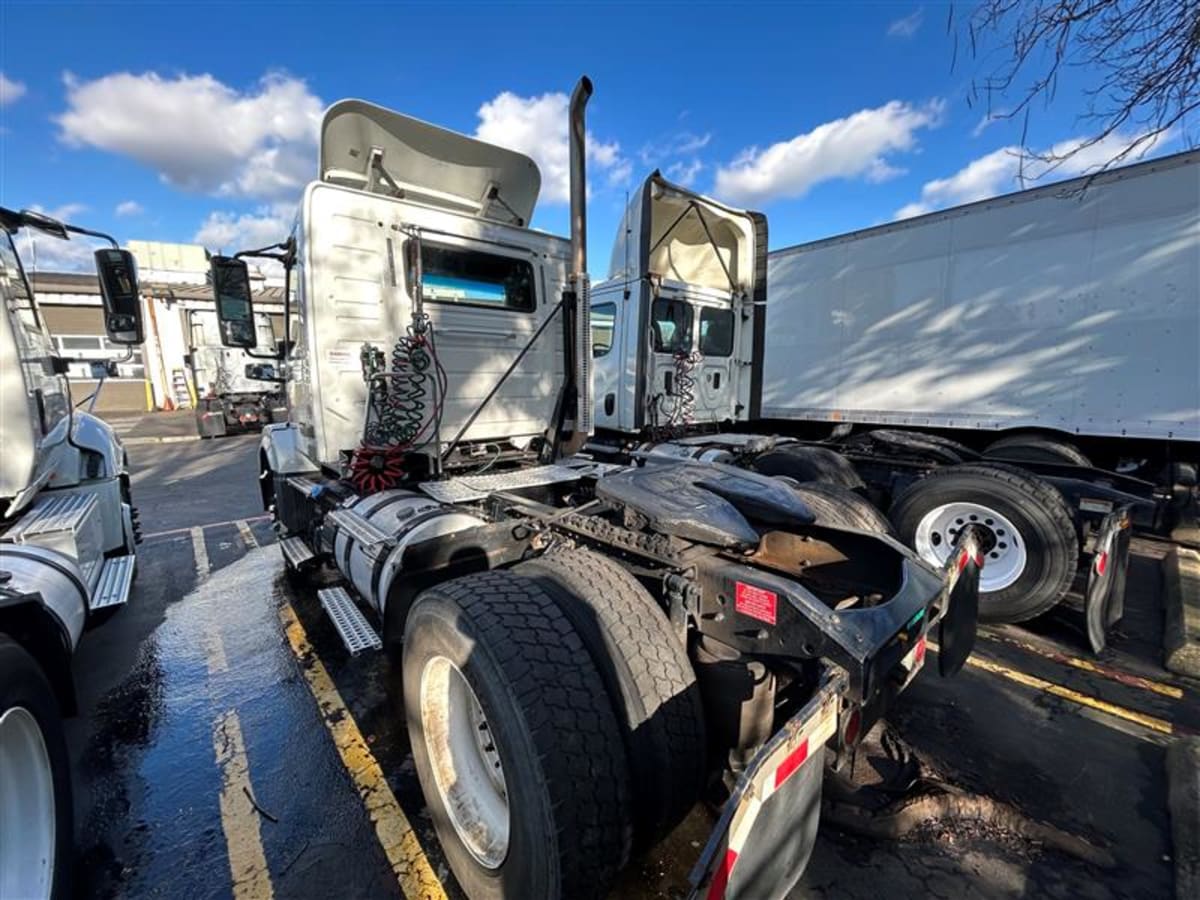 2016 Volvo VNL42TRACTOR 644030