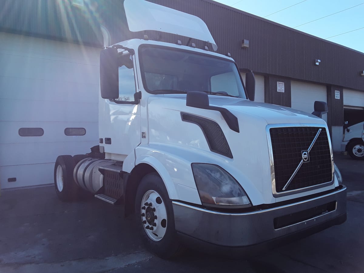 2016 Volvo VNL42TRACTOR 644405