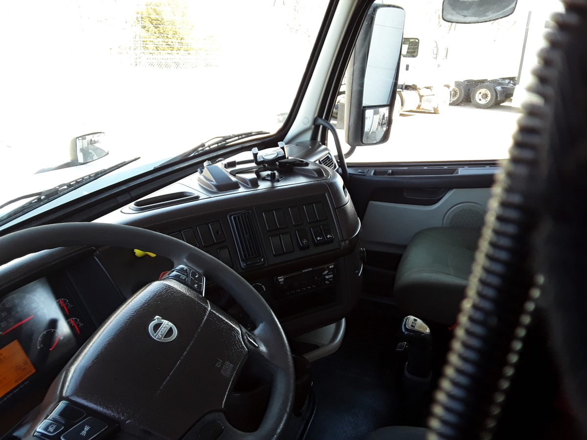 2016 Volvo VNL42TRACTOR 644405