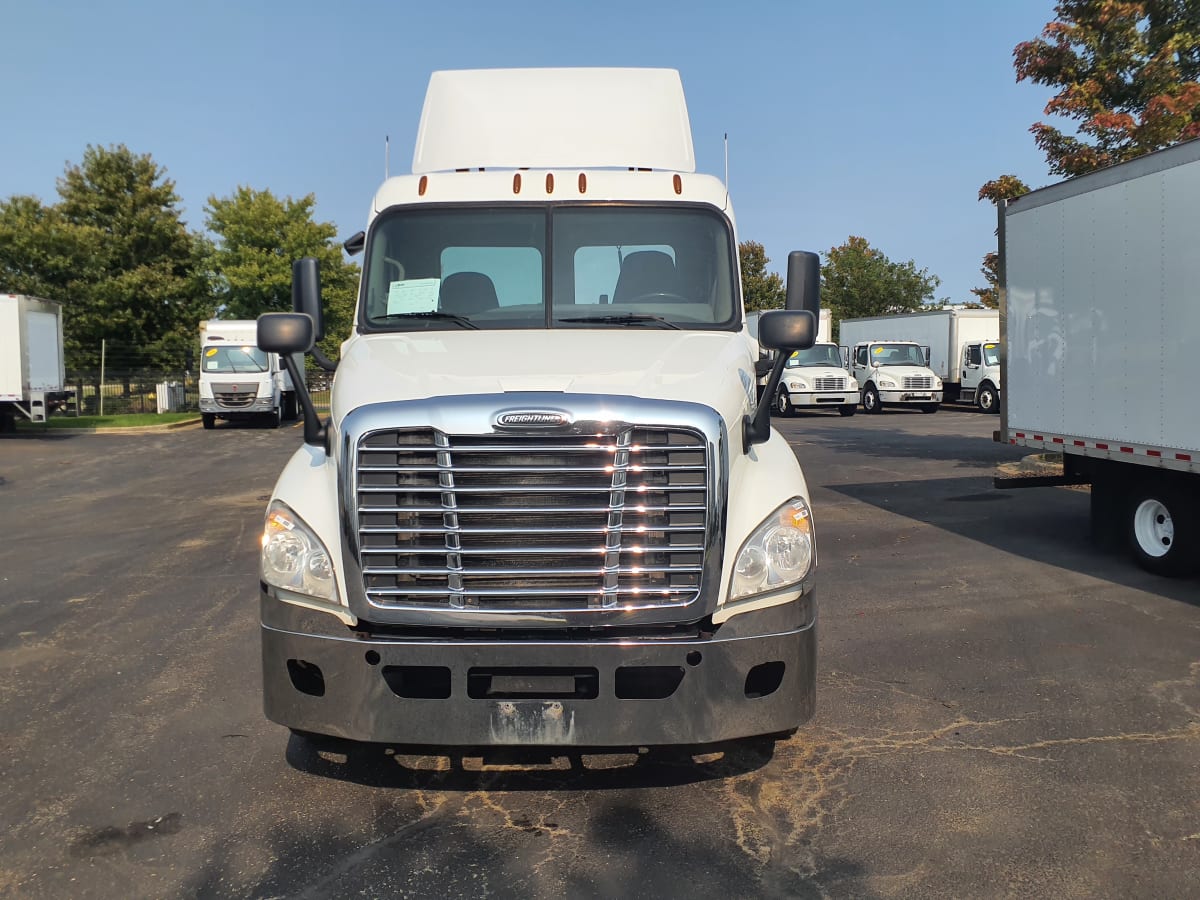 2016 Freightliner/Mercedes CASCADIA 125 644431