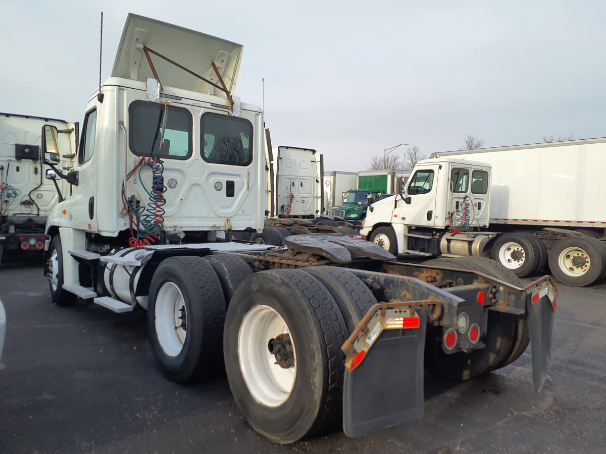 2016 Freightliner/Mercedes CASCADIA 125 644441