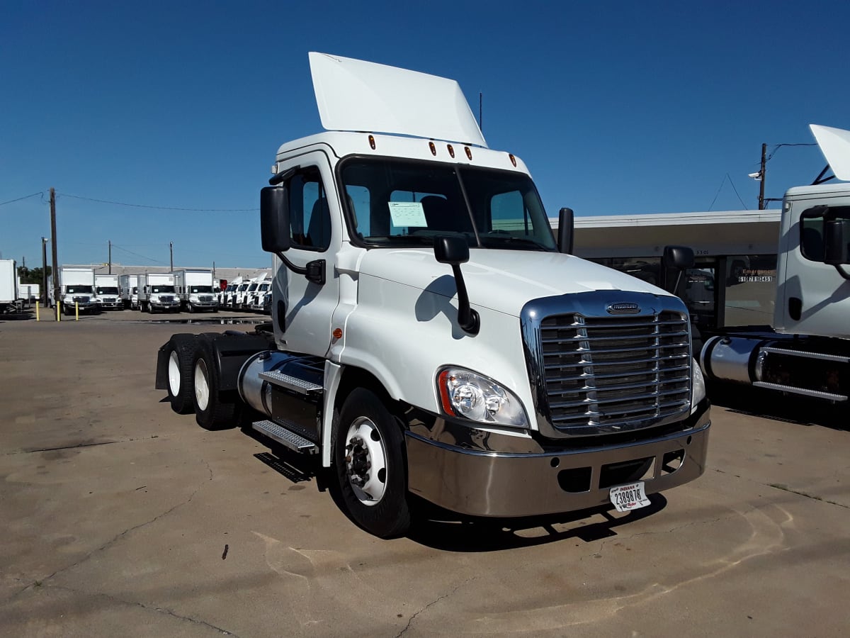 2016 Freightliner/Mercedes CASCADIA 125 644444