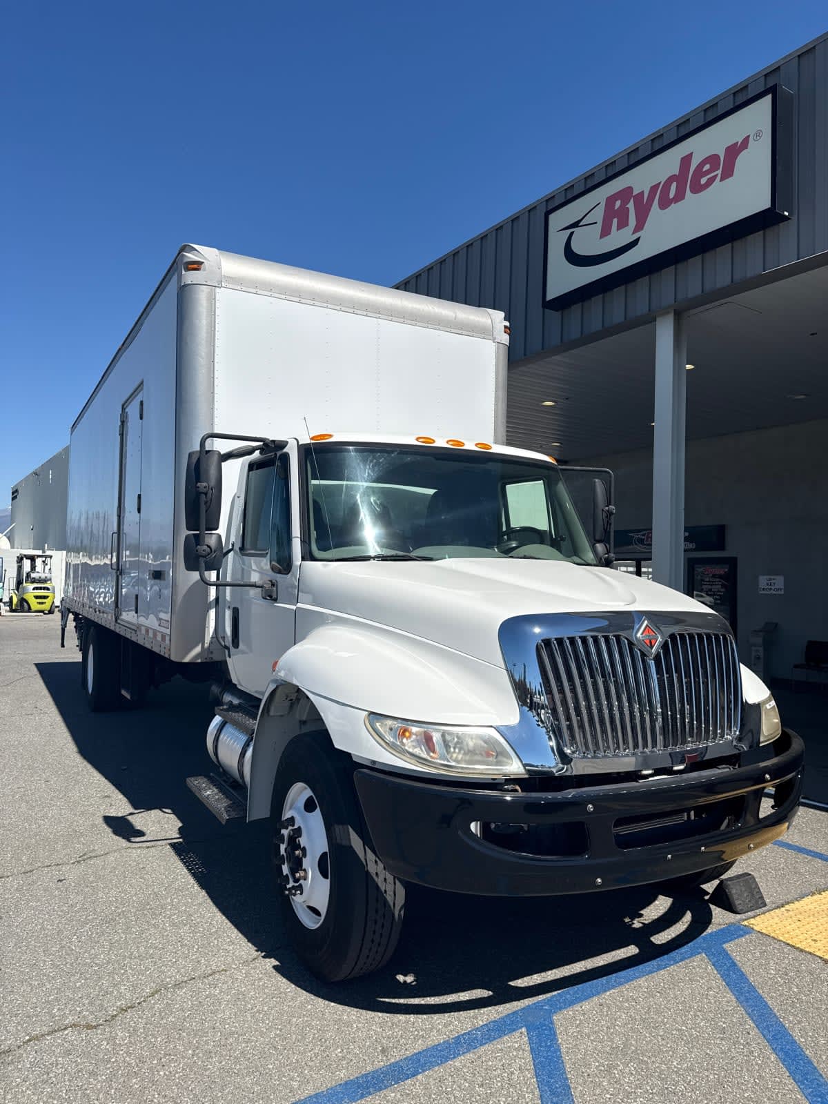 2016 Navistar International 4300 644599