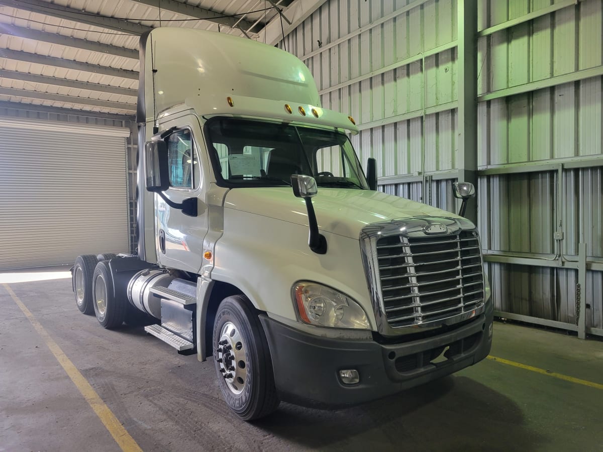 2016 Freightliner/Mercedes CASCADIA 125 644808