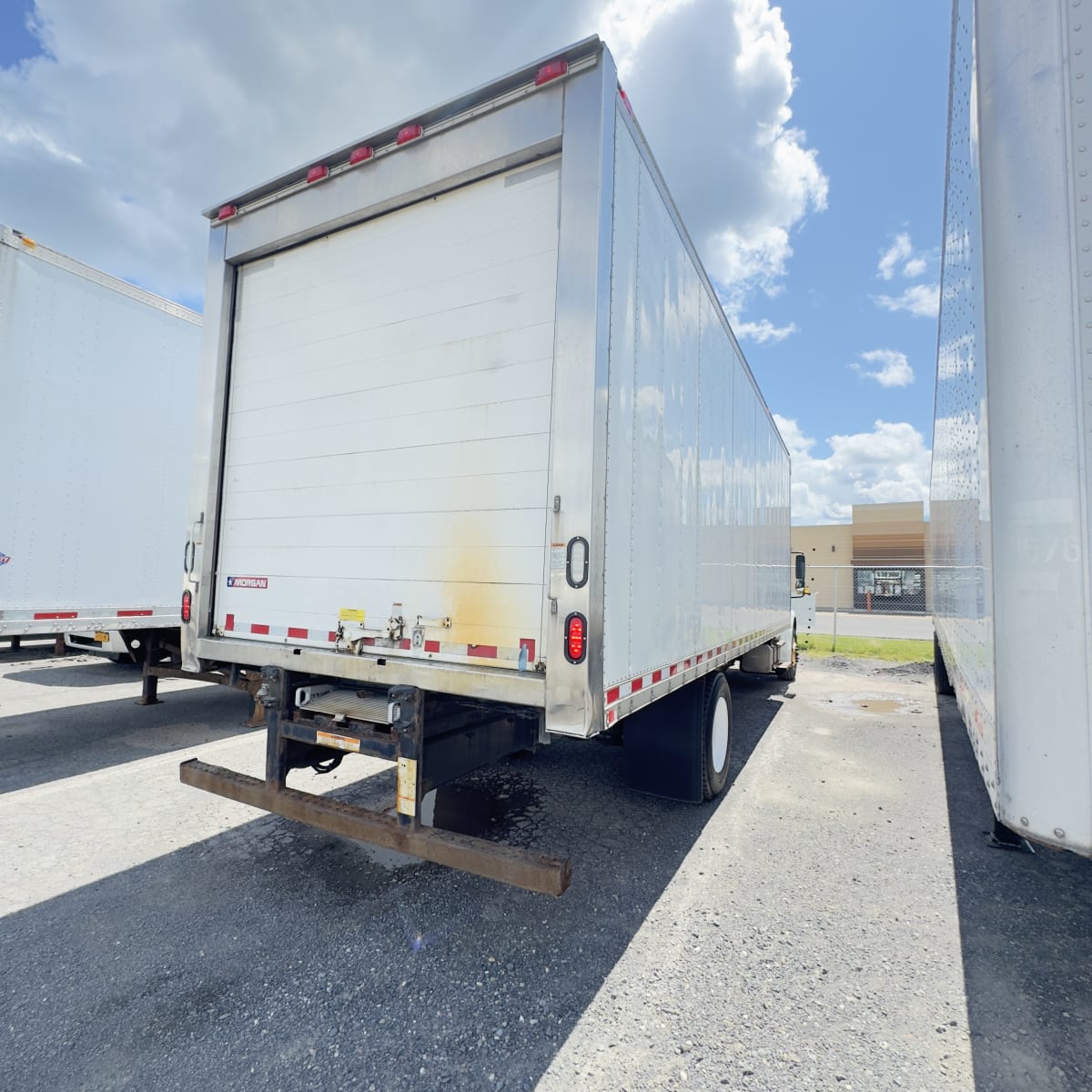 2016 Freightliner/Mercedes M2 106 644857