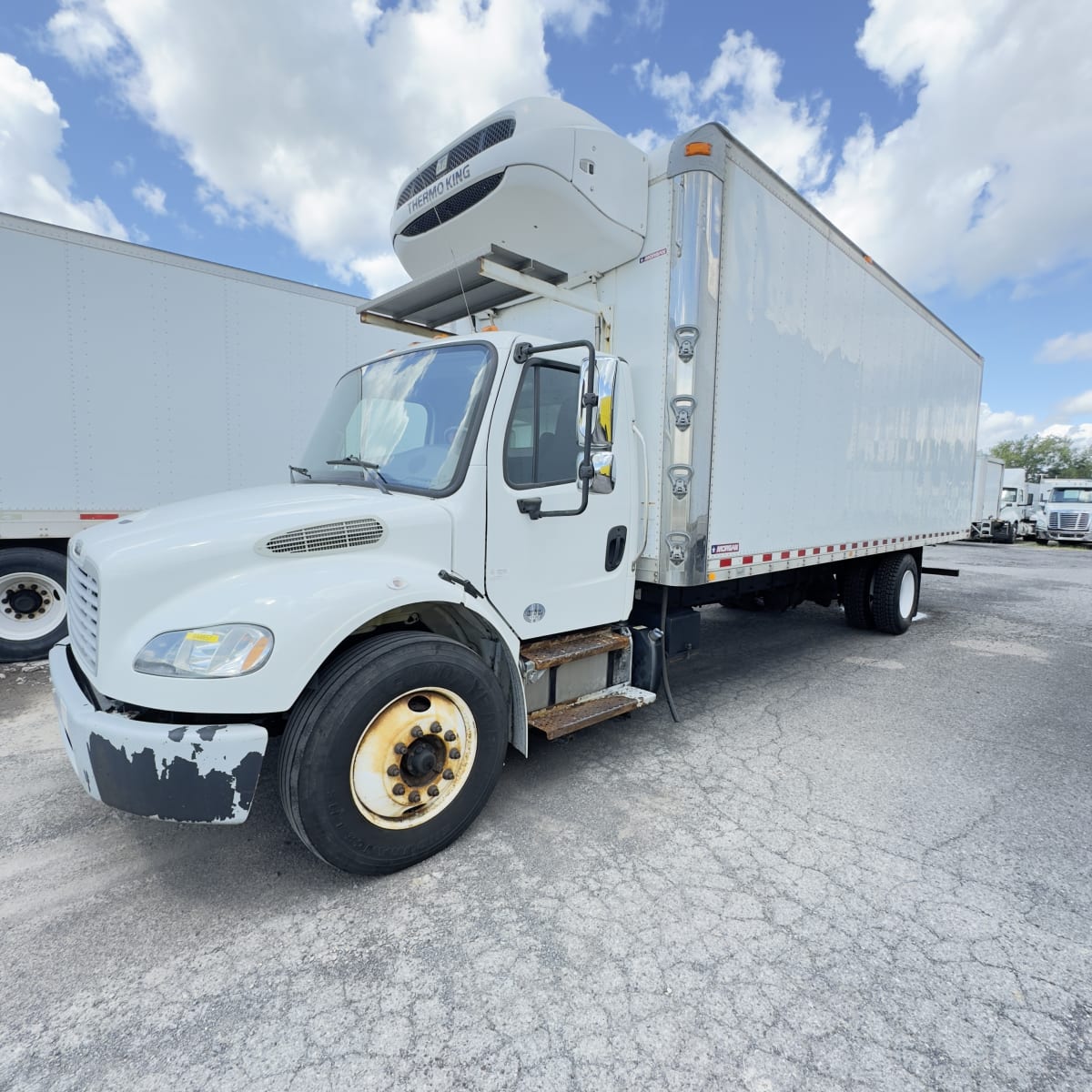 2016 Freightliner/Mercedes M2 106 644857