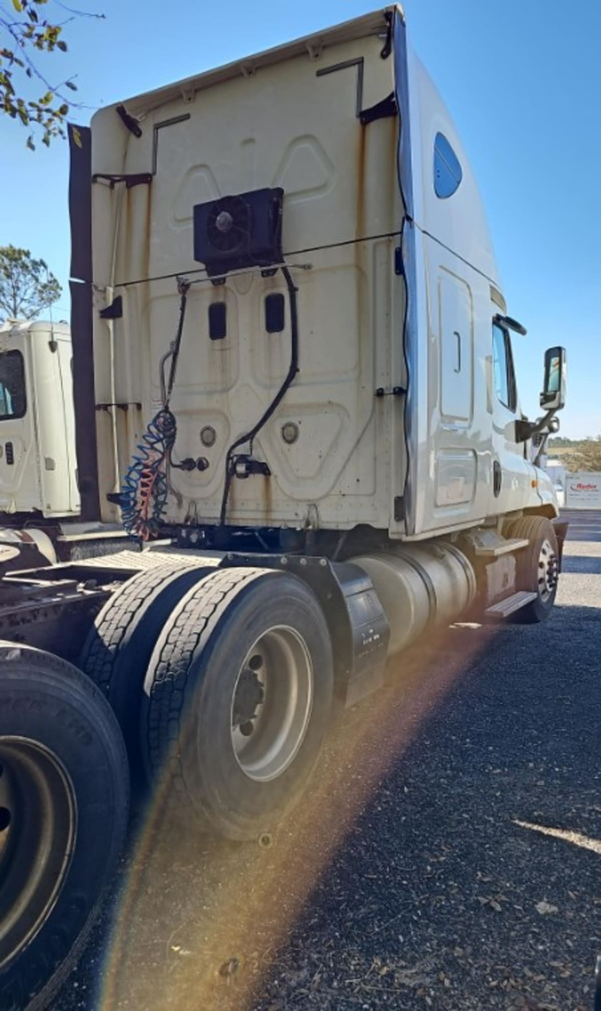 2016 Freightliner/Mercedes CASCADIA 125 644882