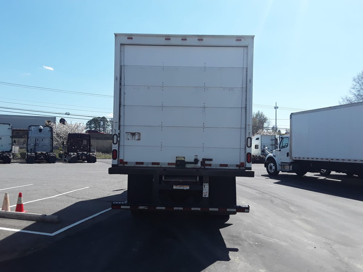 2016 Freightliner/Mercedes M2 106 644899