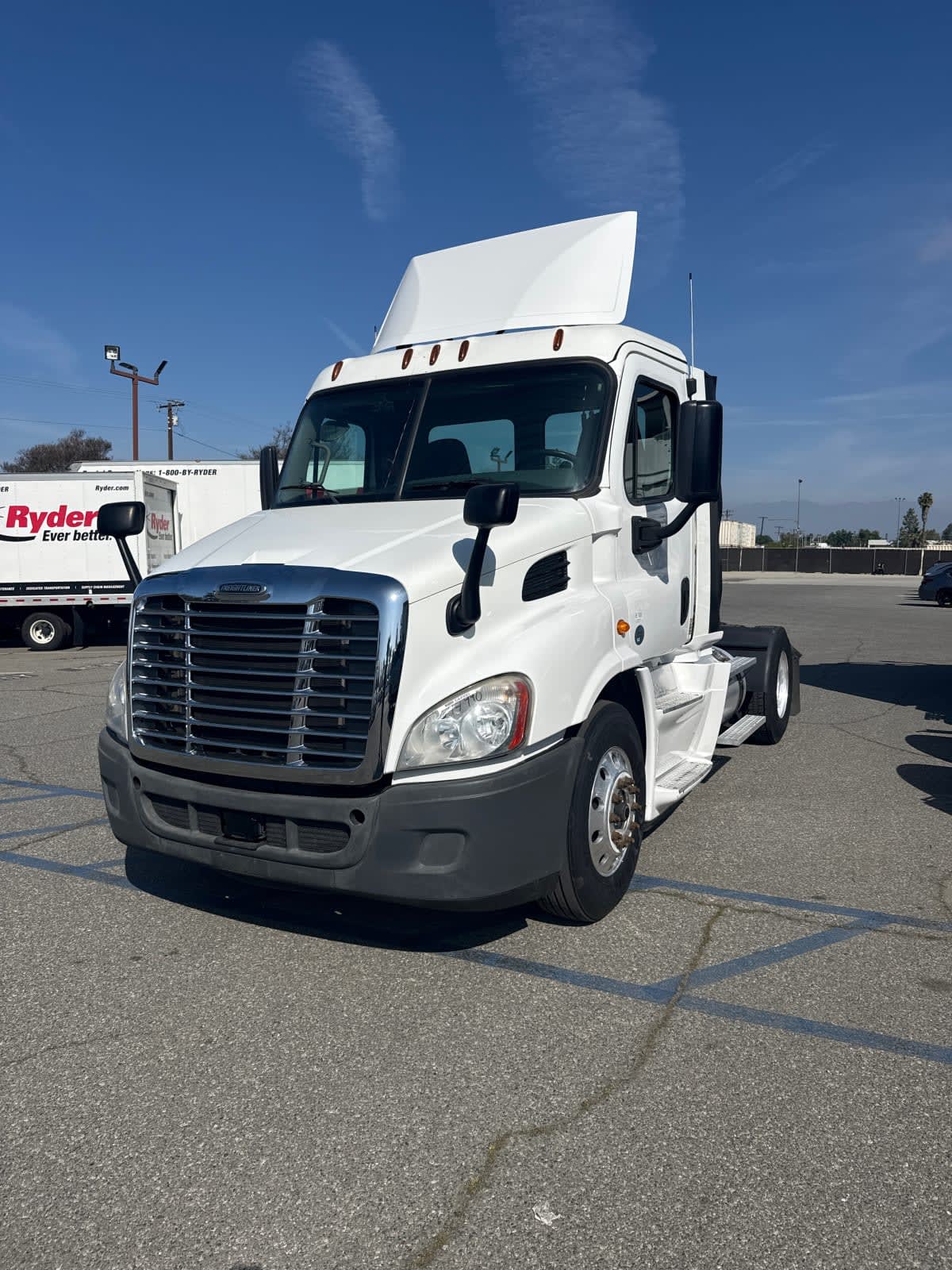 2016 Freightliner - image 1