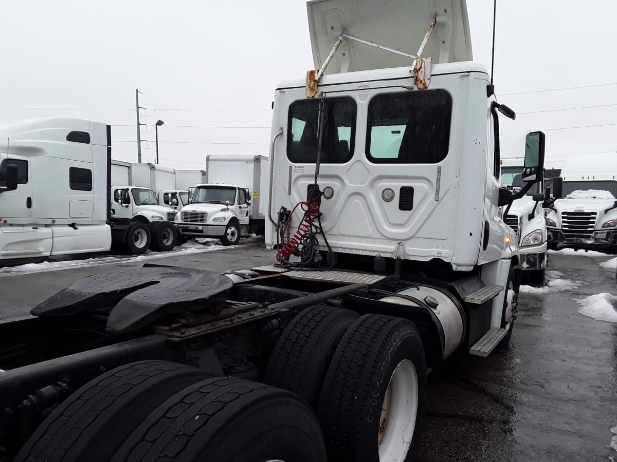 2016 Freightliner/Mercedes CASCADIA 125 644995