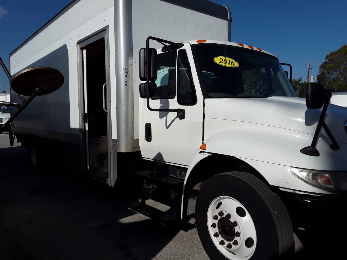 2016 Navistar International 4300 LP 645229