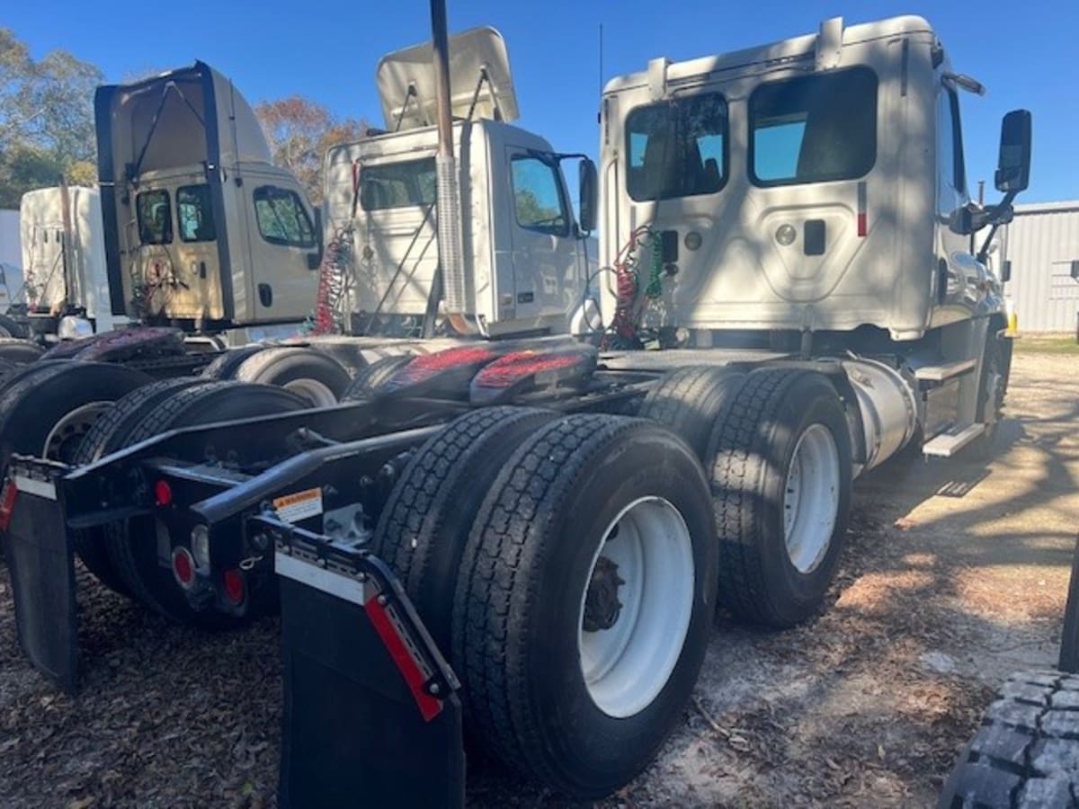 2016 Freightliner/Mercedes CASCADIA 125 645269