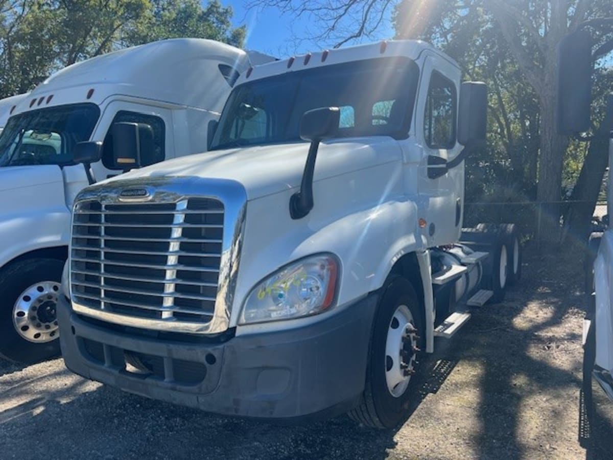 2016 Freightliner/Mercedes CASCADIA 125 645269