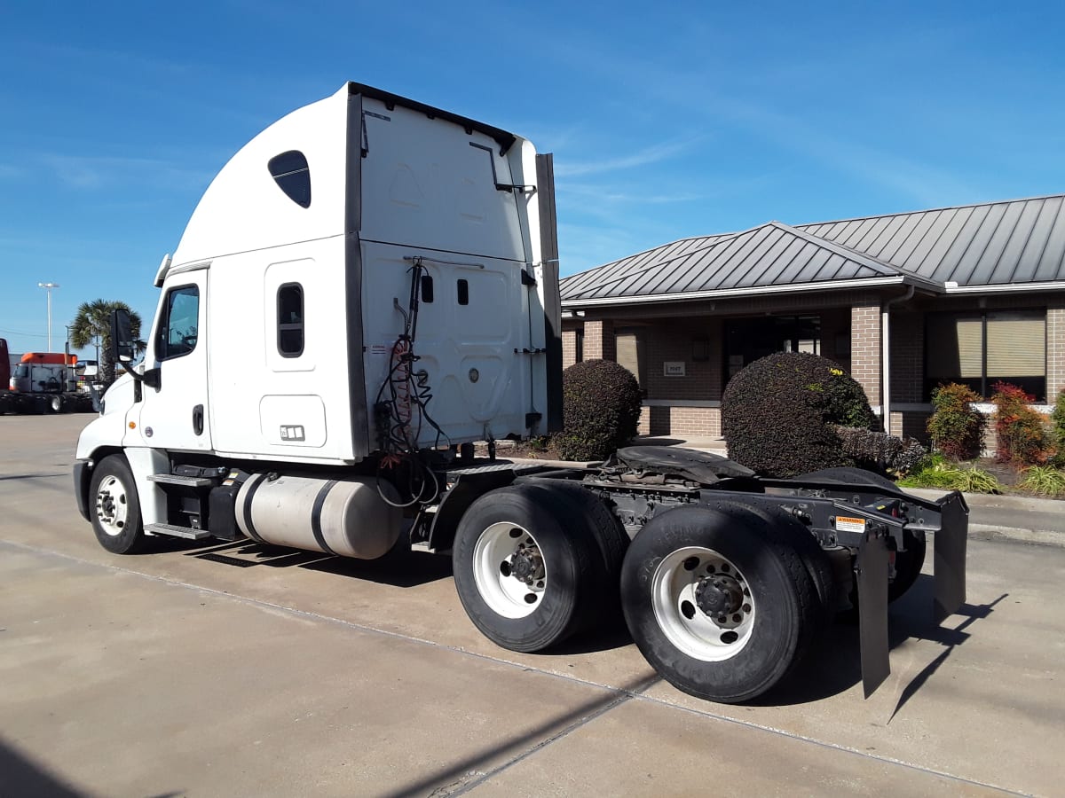 2016 Freightliner/Mercedes CASCADIA 125 645276