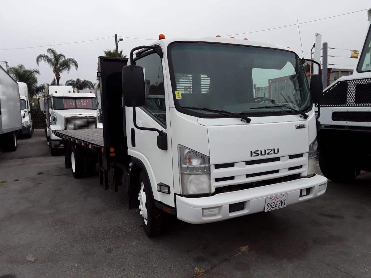 2015 Isuzu NRR 645286