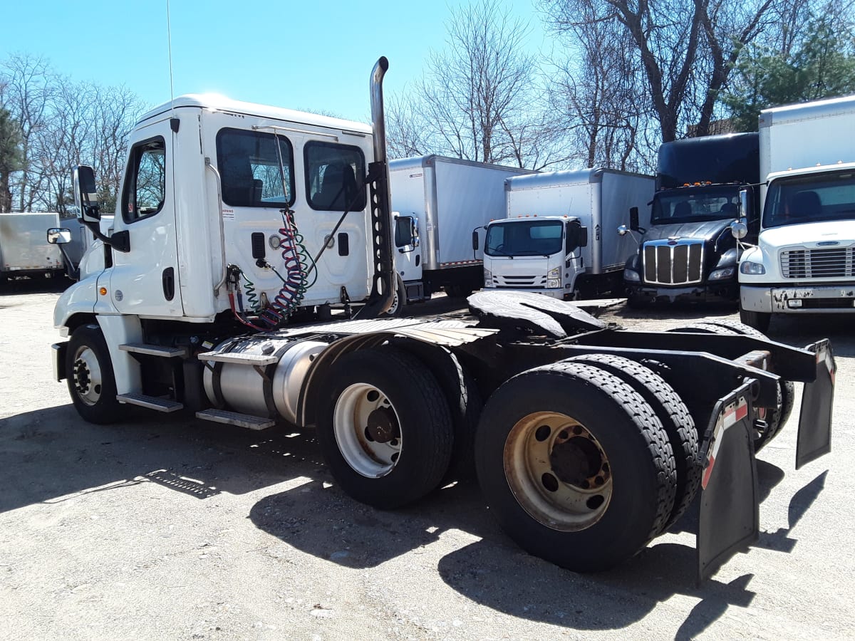 2016 Freightliner/Mercedes CASCADIA 125 645379