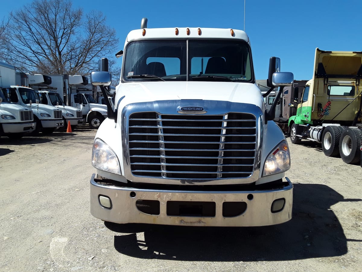 2016 Freightliner/Mercedes CASCADIA 125 645379