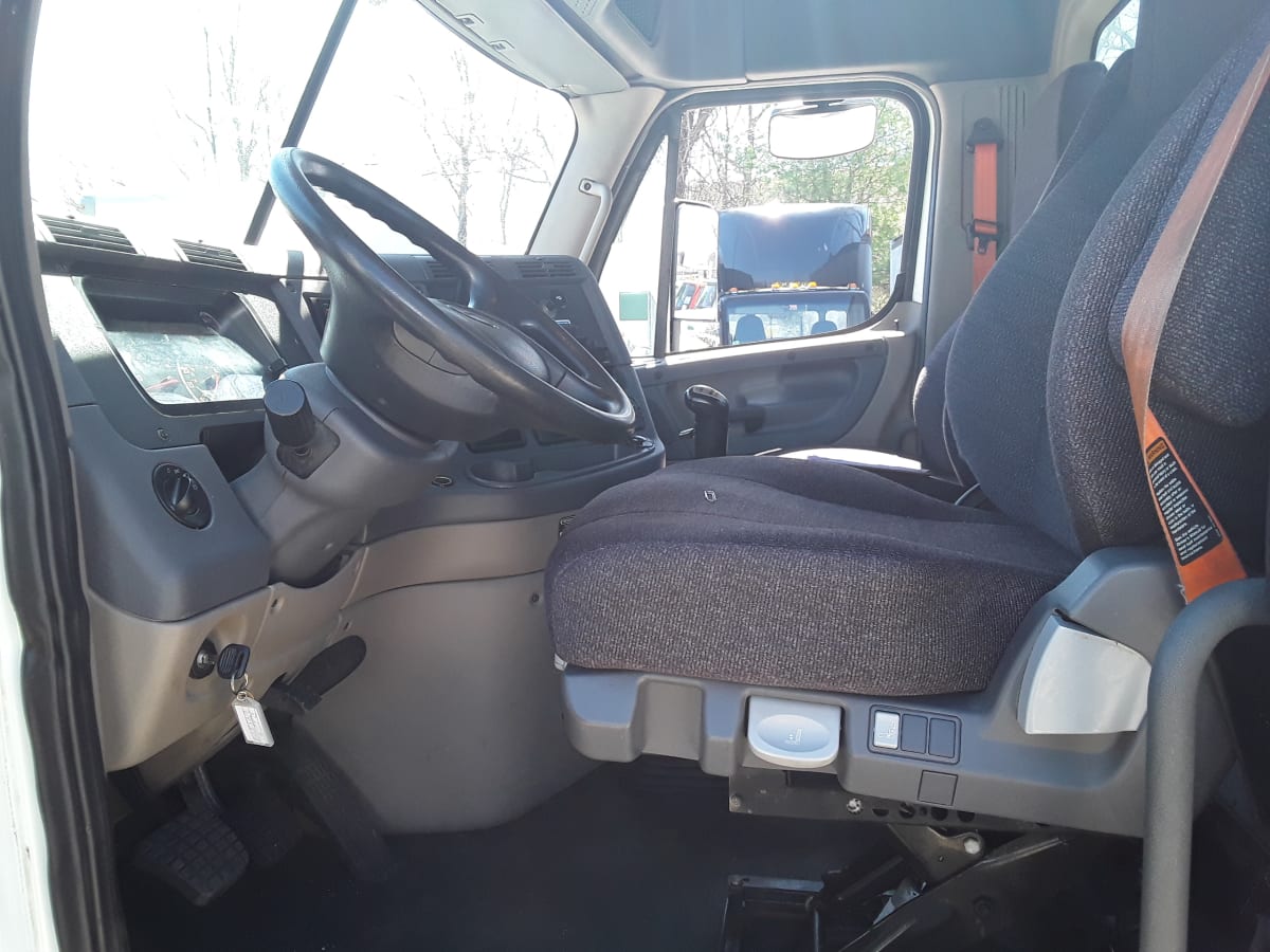 2016 Freightliner/Mercedes CASCADIA 125 645379