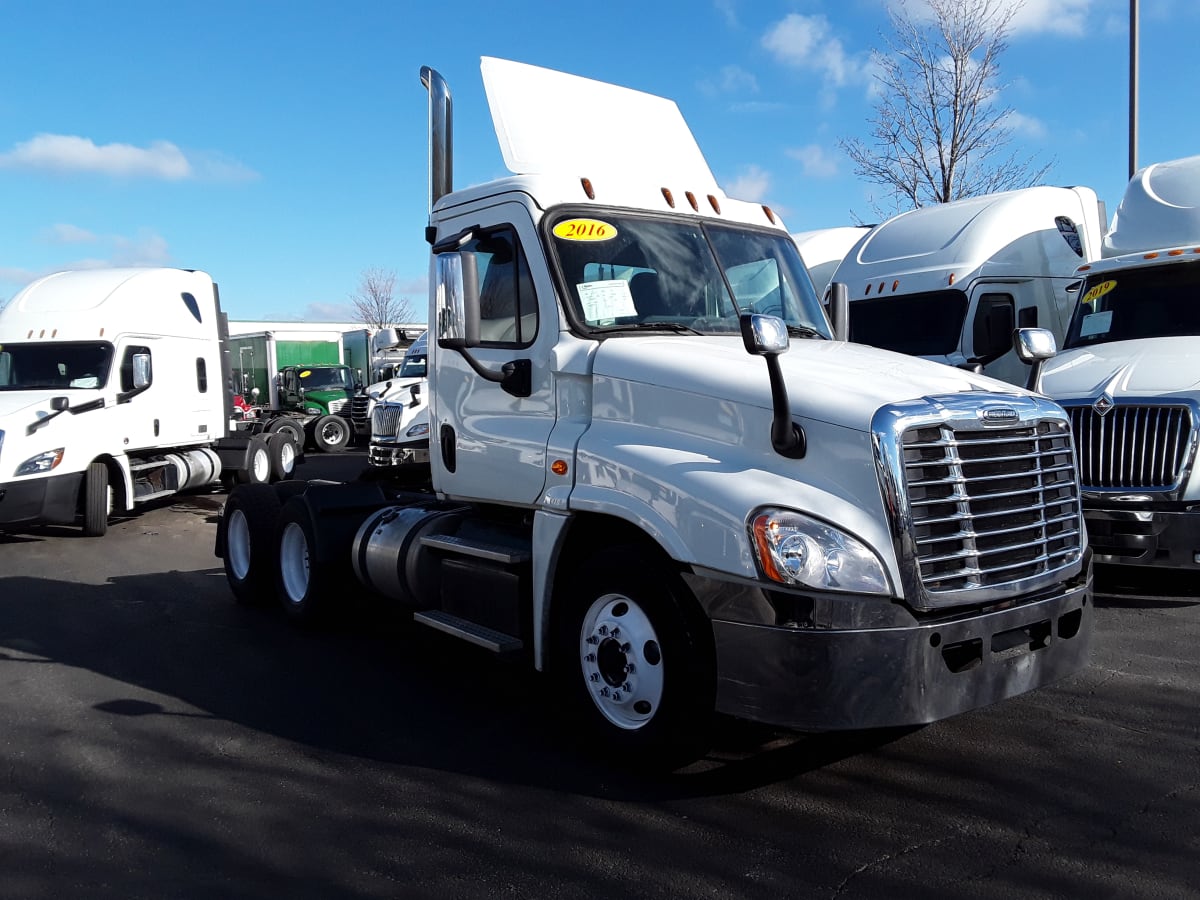 2016 Freightliner/Mercedes CASCADIA 125 645506