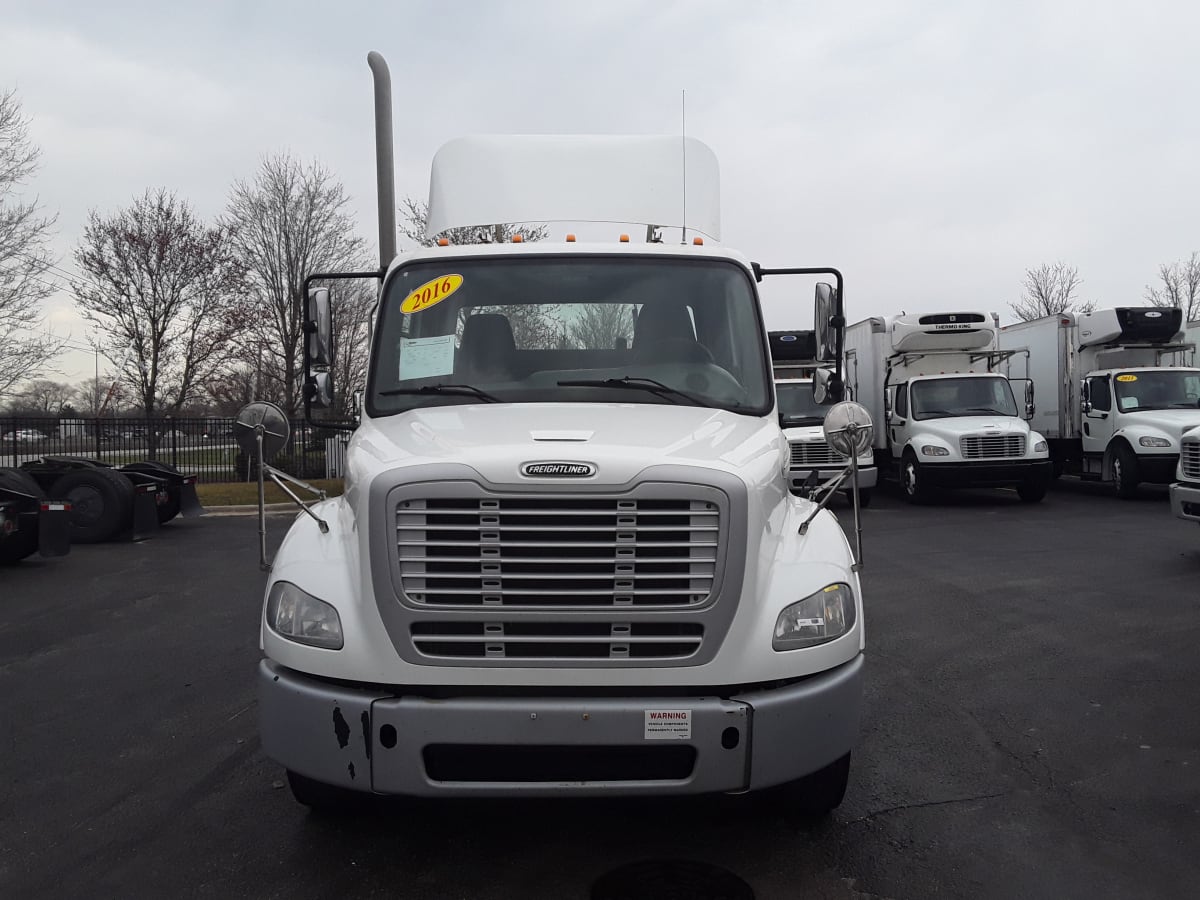 2016 Freightliner/Mercedes M2 112 645508