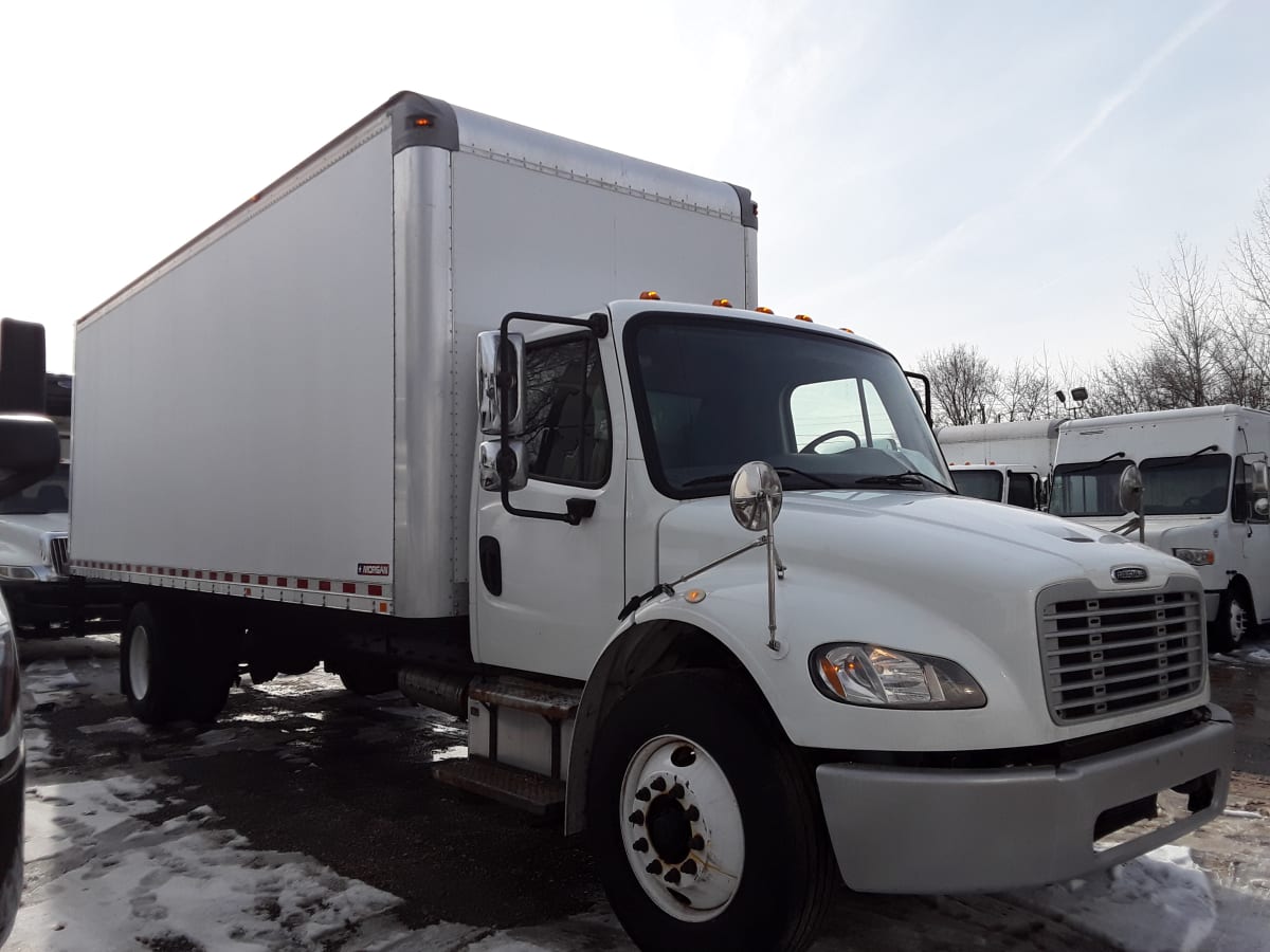 2016 Freightliner/Mercedes M2 106 645525