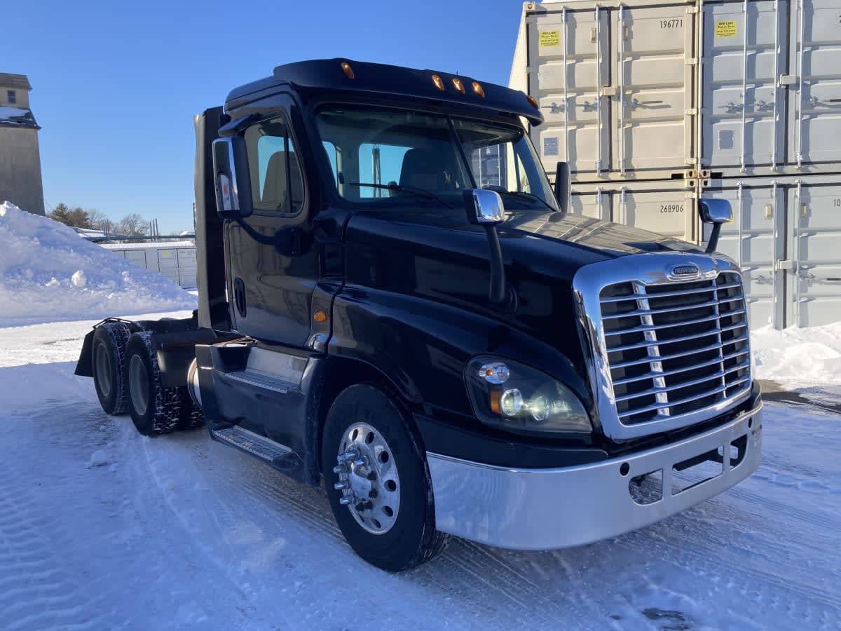 2016 Freightliner/Mercedes CASCADIA 125 645606