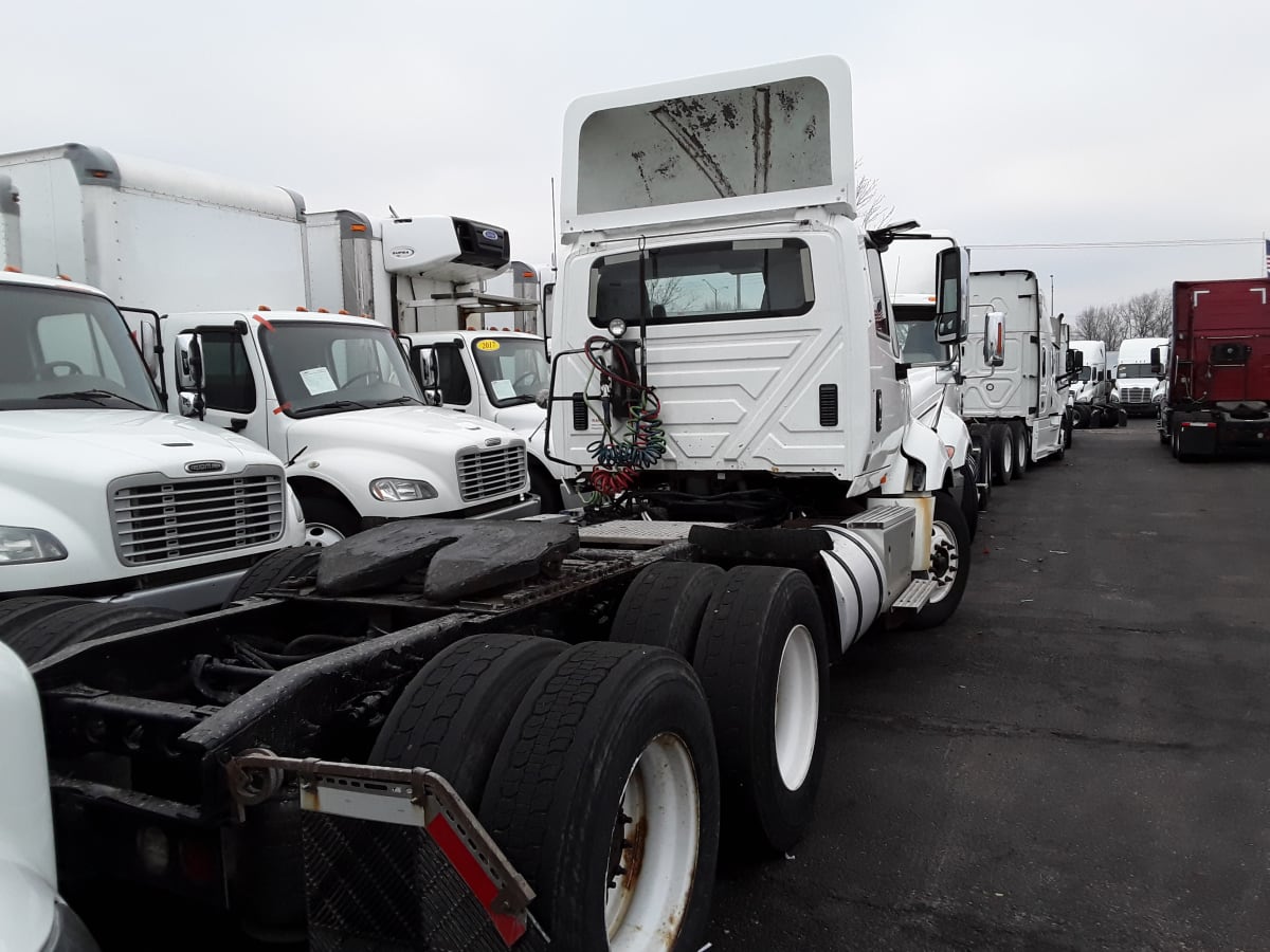 2016 Navistar International PROSTAR 645607