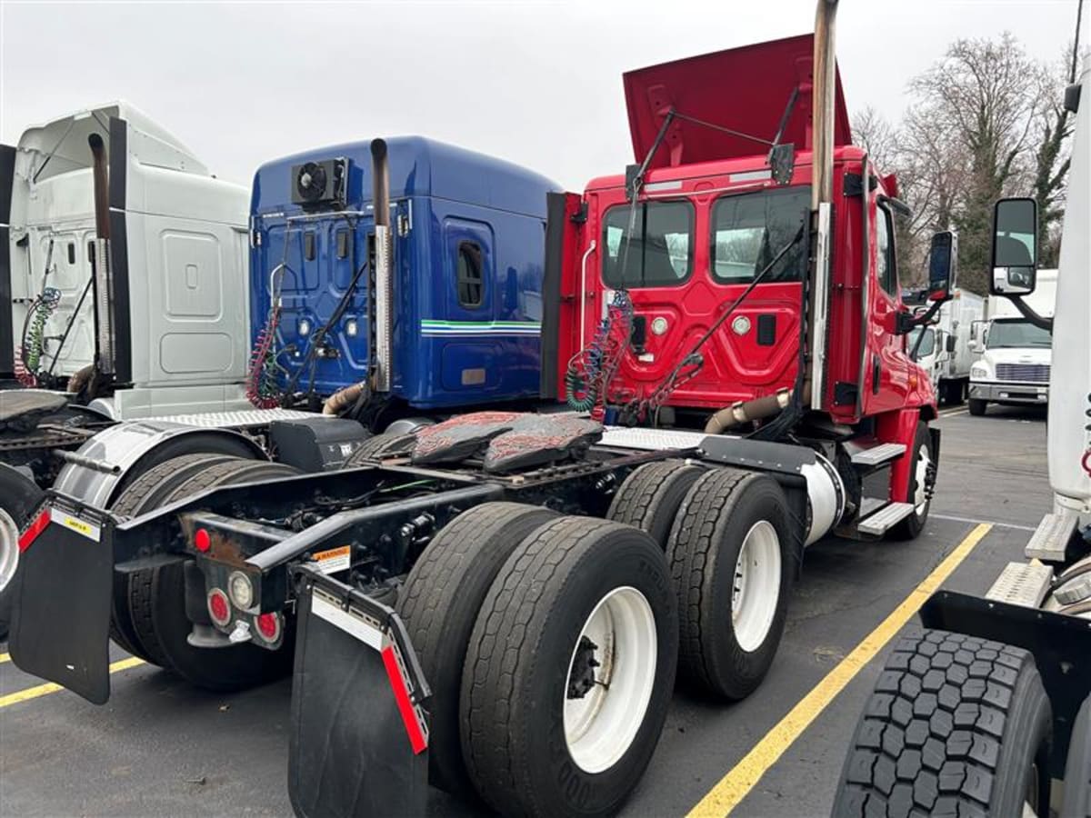 2016 Freightliner/Mercedes CASCADIA 125 645916