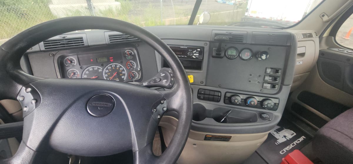 2016 Freightliner/Mercedes CASCADIA 125 645924