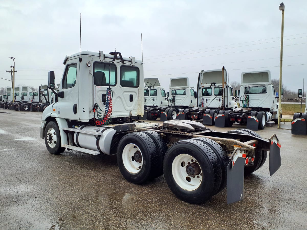 2016 Freightliner/Mercedes CASCADIA 113 645954