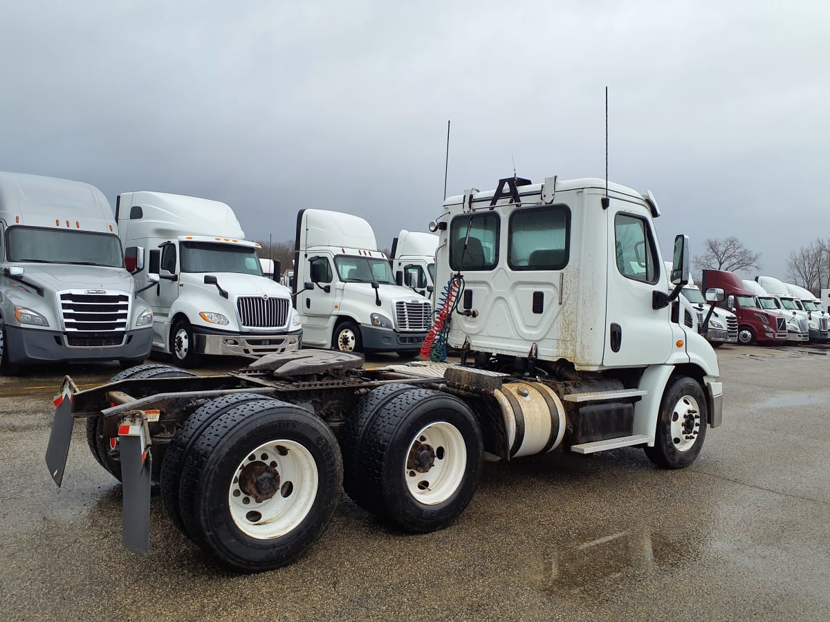 2016 Freightliner/Mercedes CASCADIA 113 645954