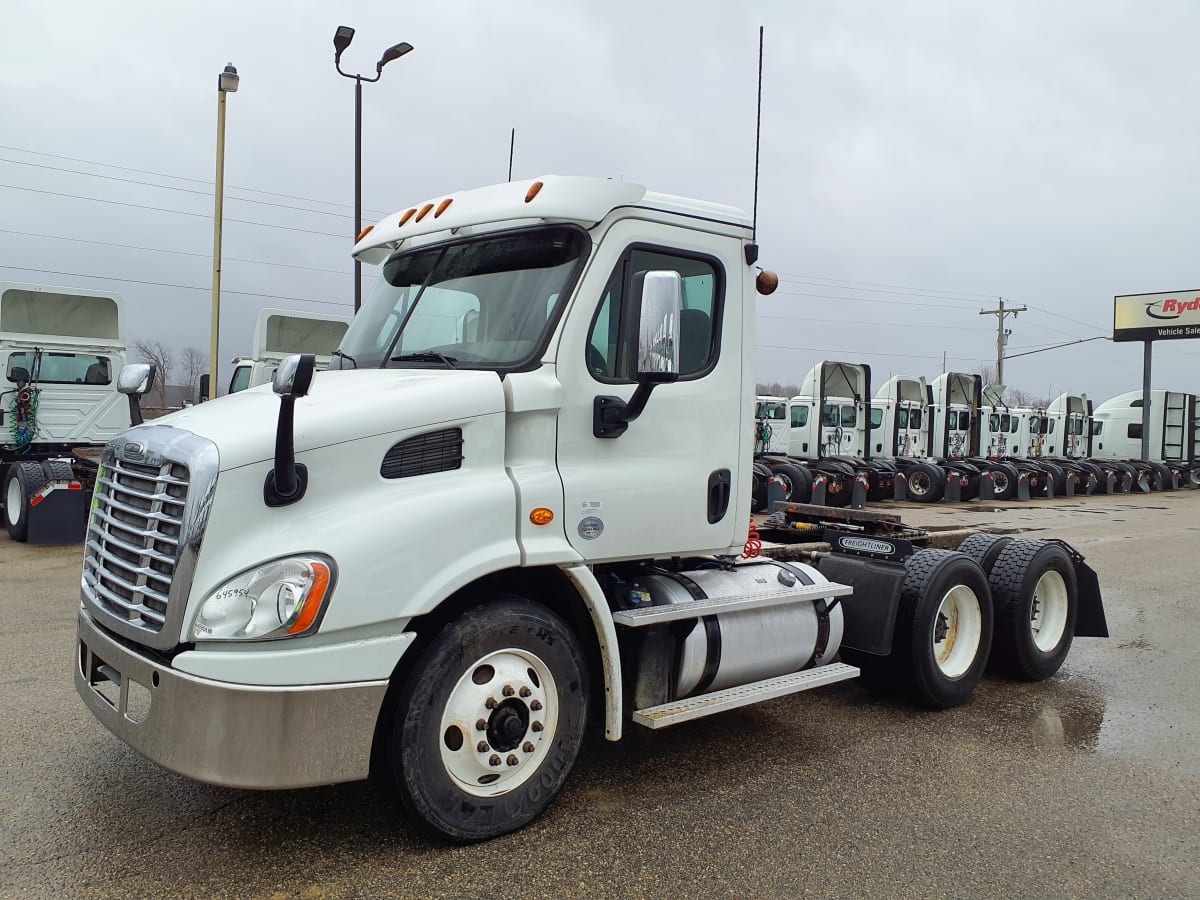 2016 Freightliner/Mercedes CASCADIA 113 645954