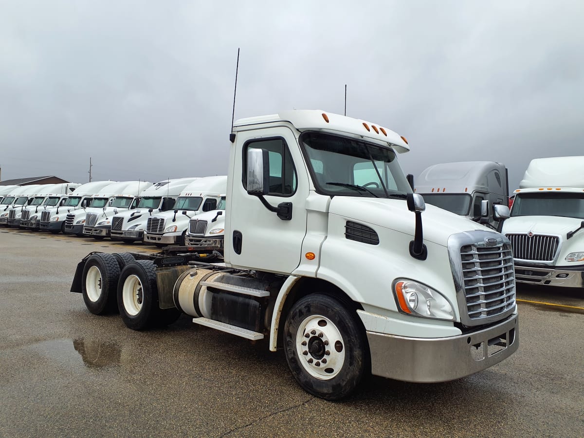 2016 Freightliner/Mercedes CASCADIA 113 645954