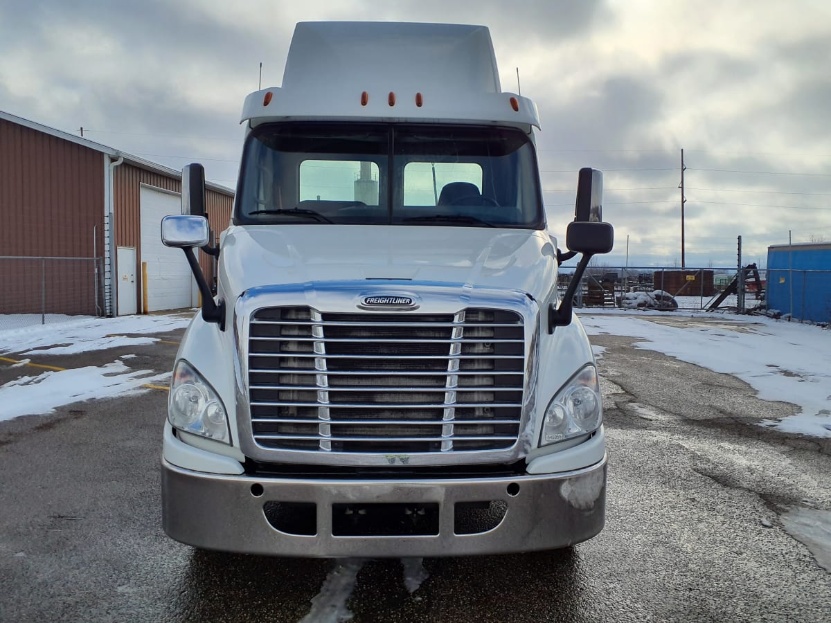 2016 Freightliner/Mercedes CASCADIA 113 645955