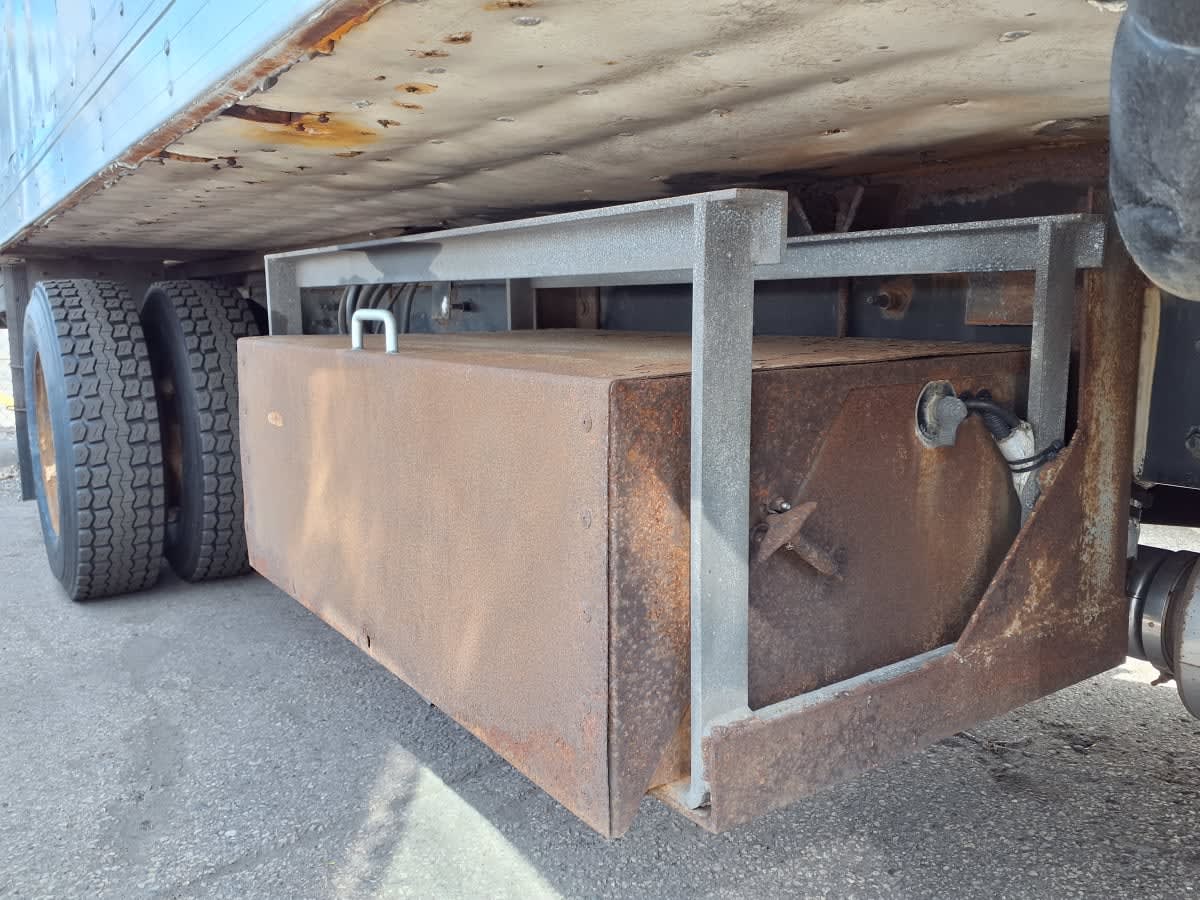 2016 Freightliner/Mercedes M2 106 645960