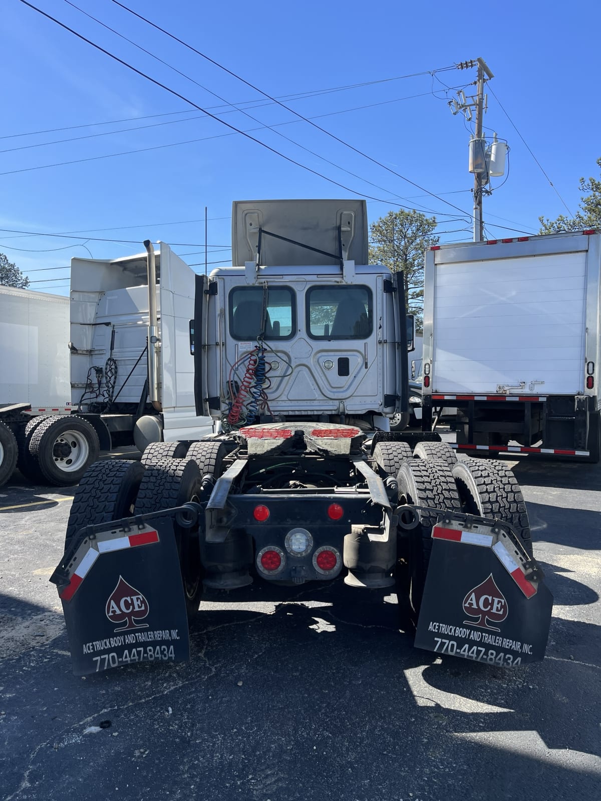 2016 Freightliner/Mercedes CASCADIA 113 646003