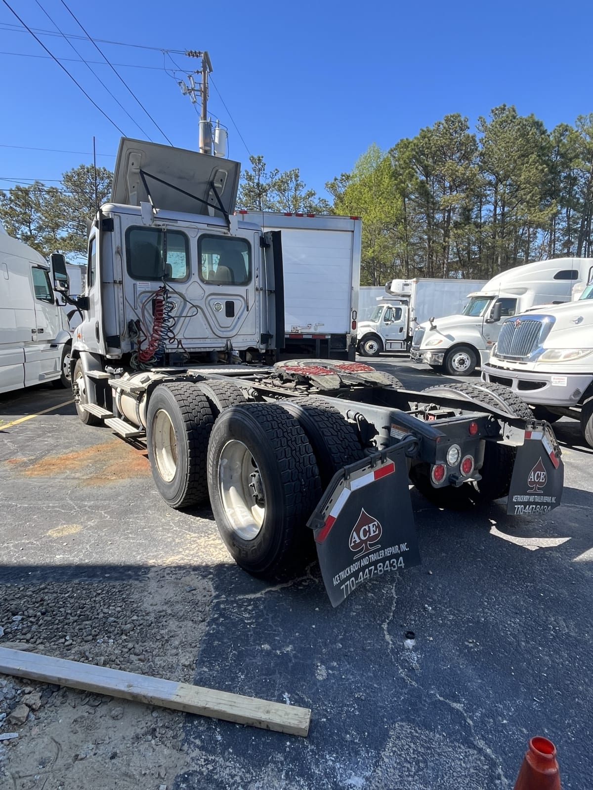 2016 Freightliner/Mercedes CASCADIA 113 646003