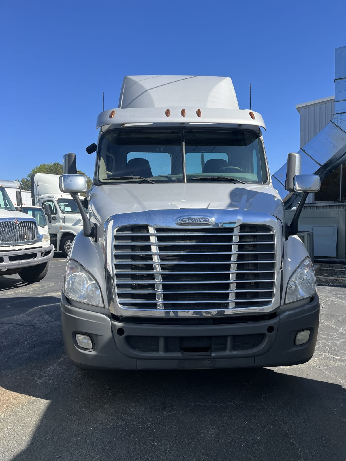 2016 Freightliner/Mercedes CASCADIA 113 646003