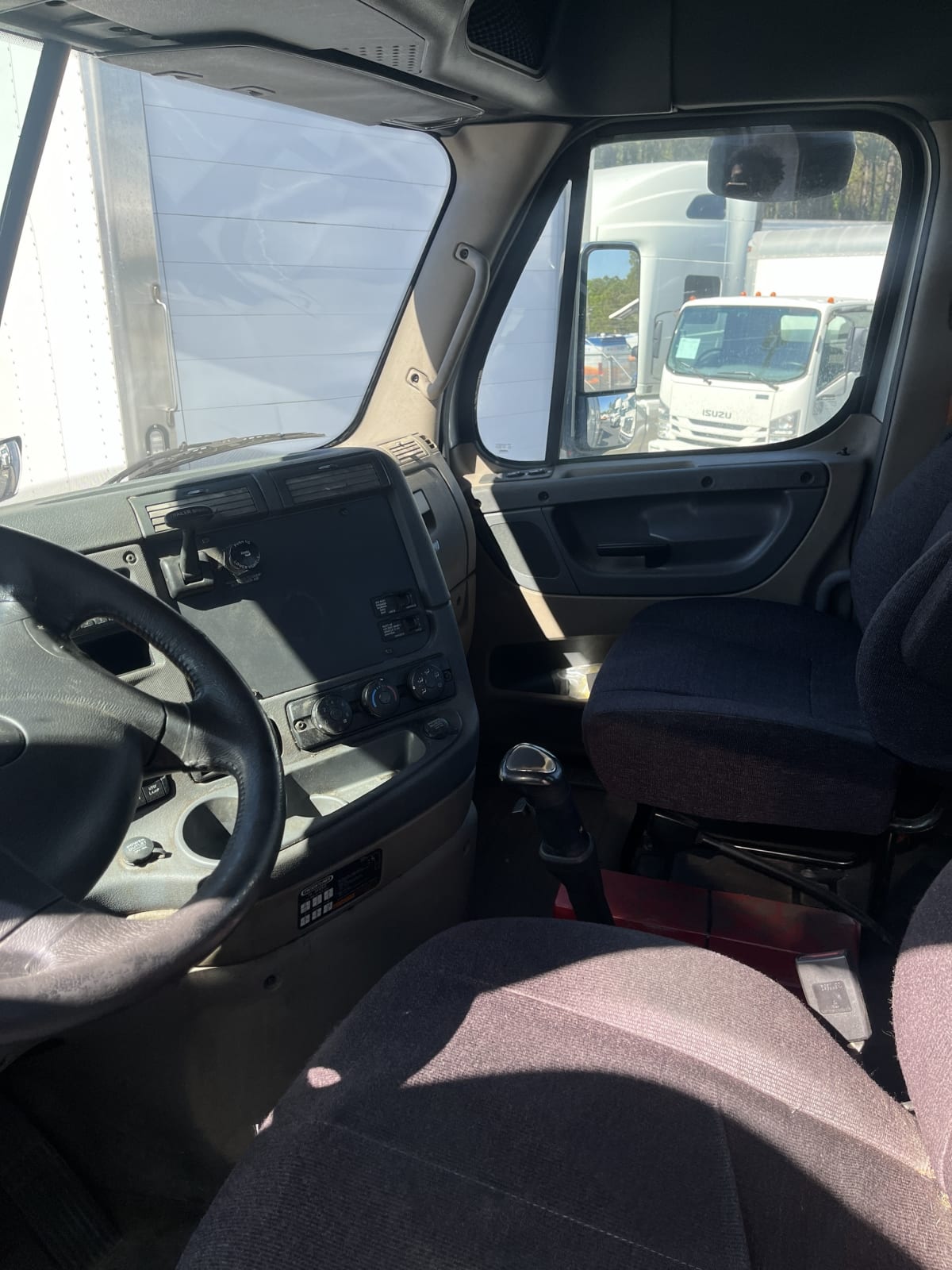 2016 Freightliner/Mercedes CASCADIA 113 646003