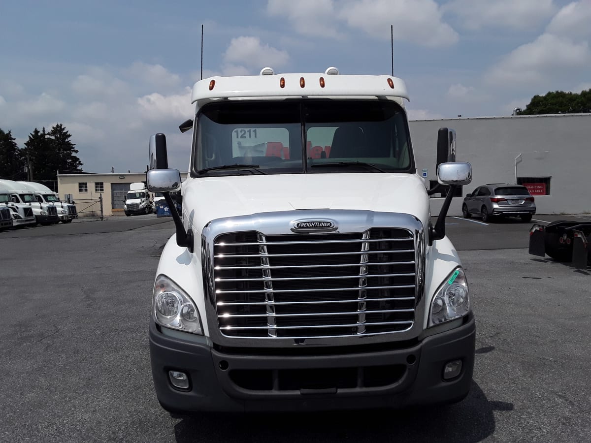 2016 Freightliner/Mercedes CASCADIA 113 646022