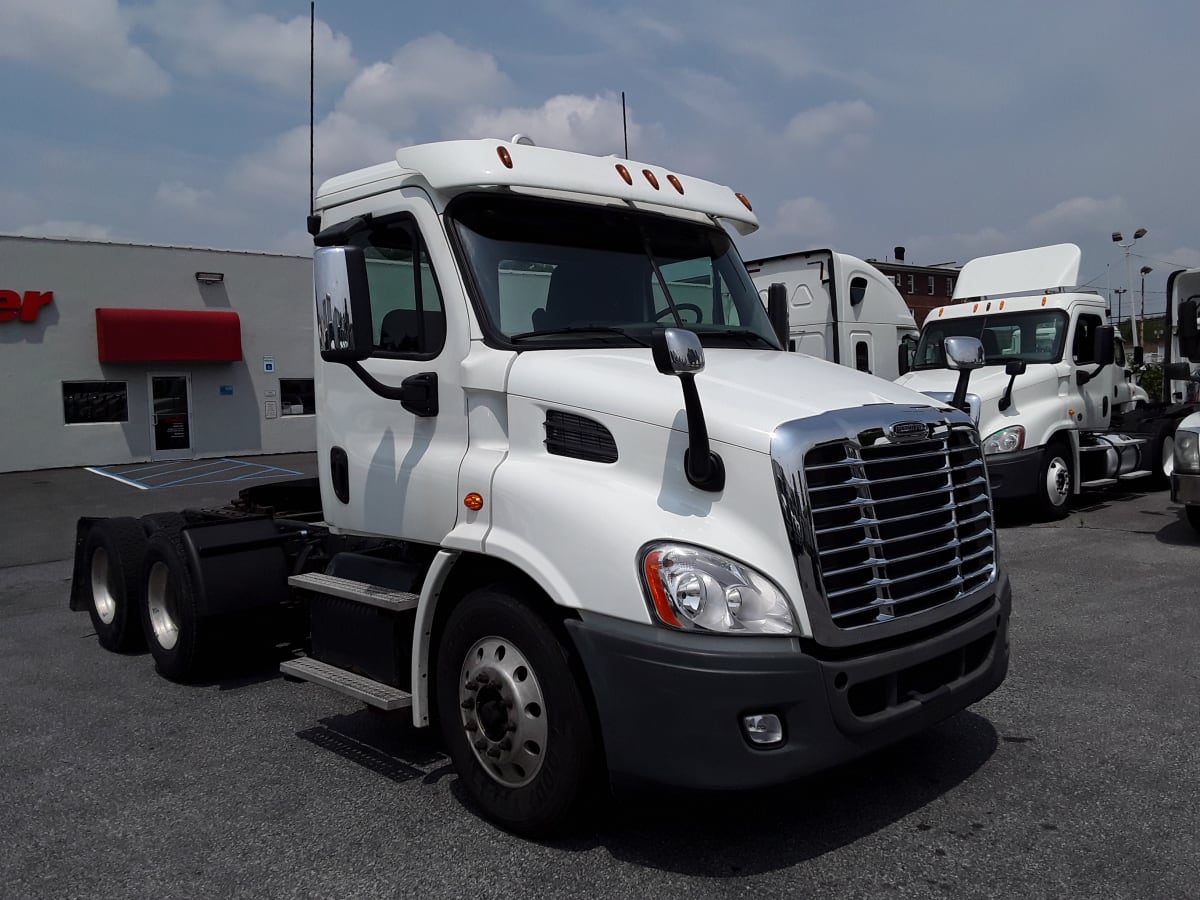 2016 Freightliner/Mercedes CASCADIA 113 646022