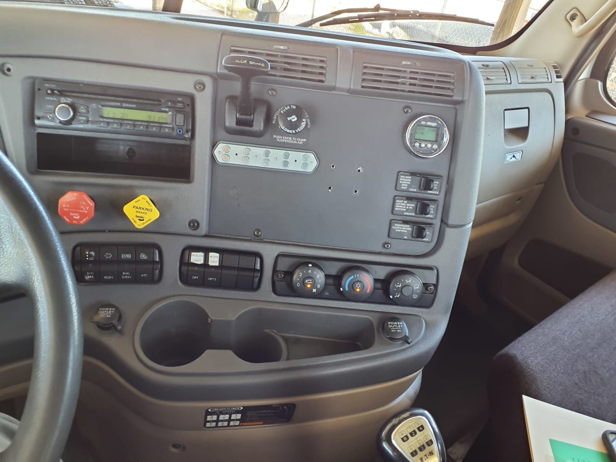 2016 Freightliner/Mercedes CASCADIA 125 646166