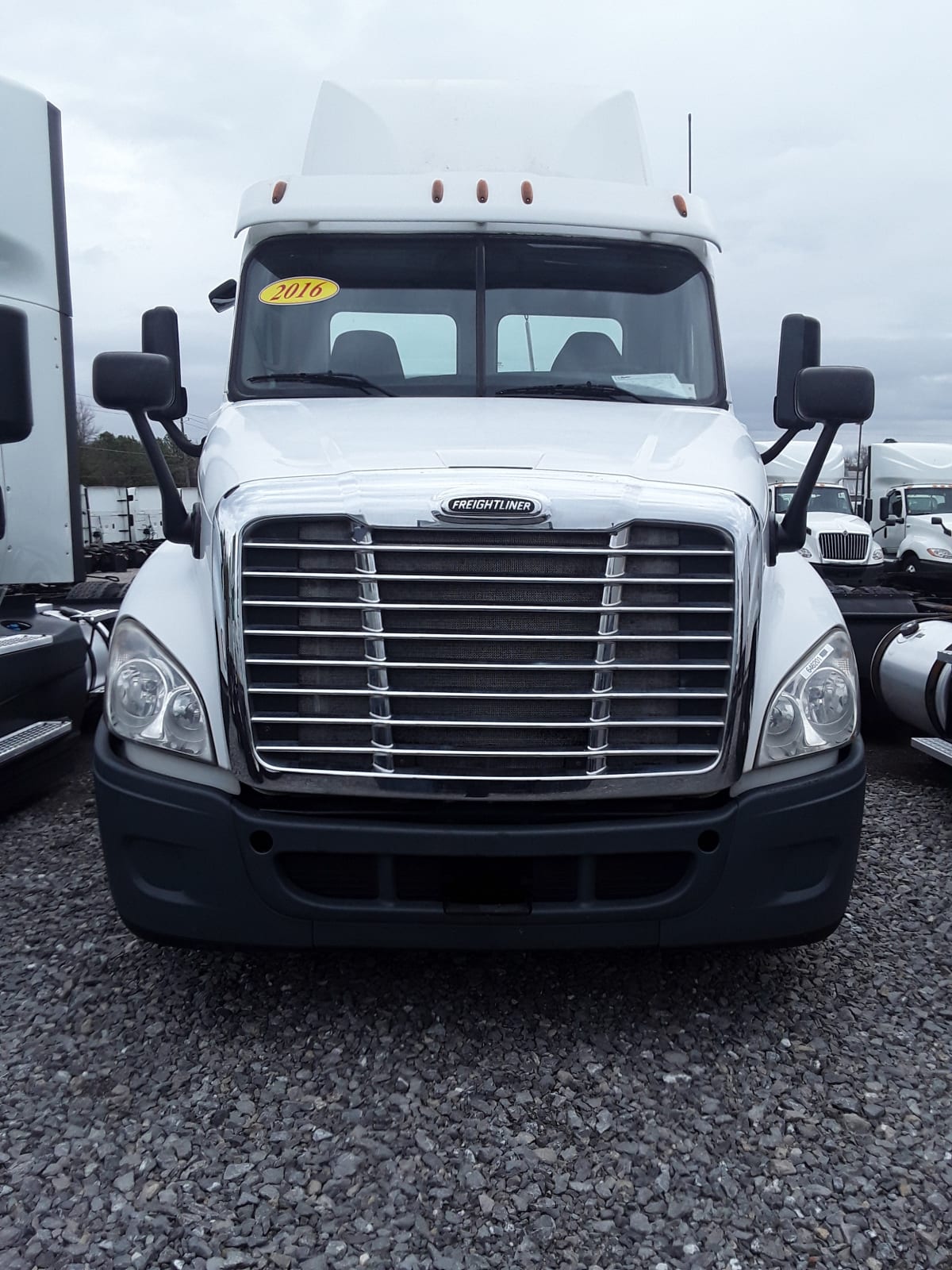 2016 Freightliner/Mercedes CASCADIA 125 646201