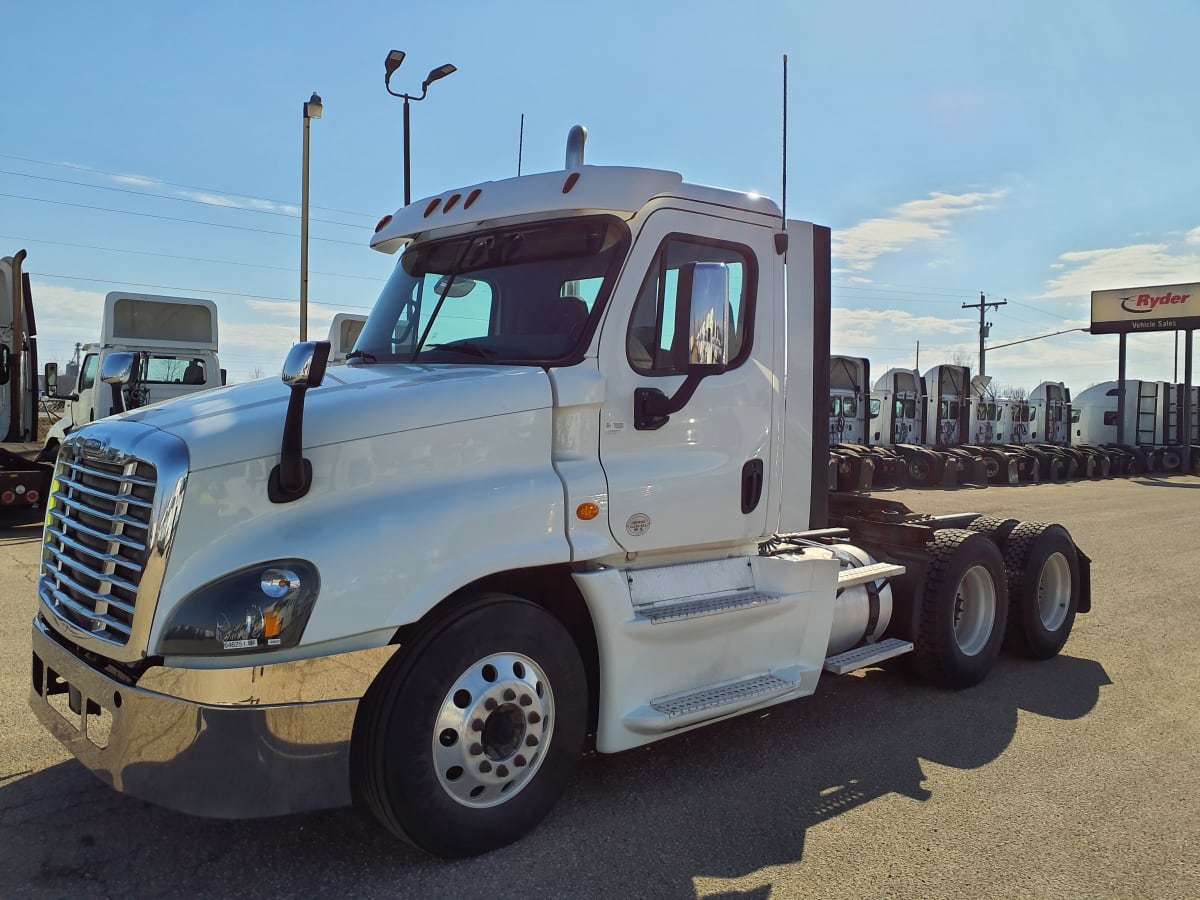 2016 Freightliner/Mercedes CASCADIA 125 646251