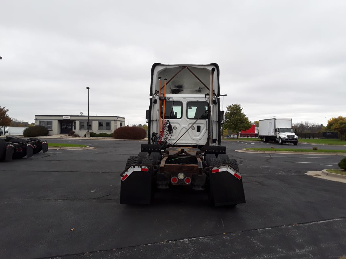 2016 Freightliner/Mercedes CASCADIA 125 646253