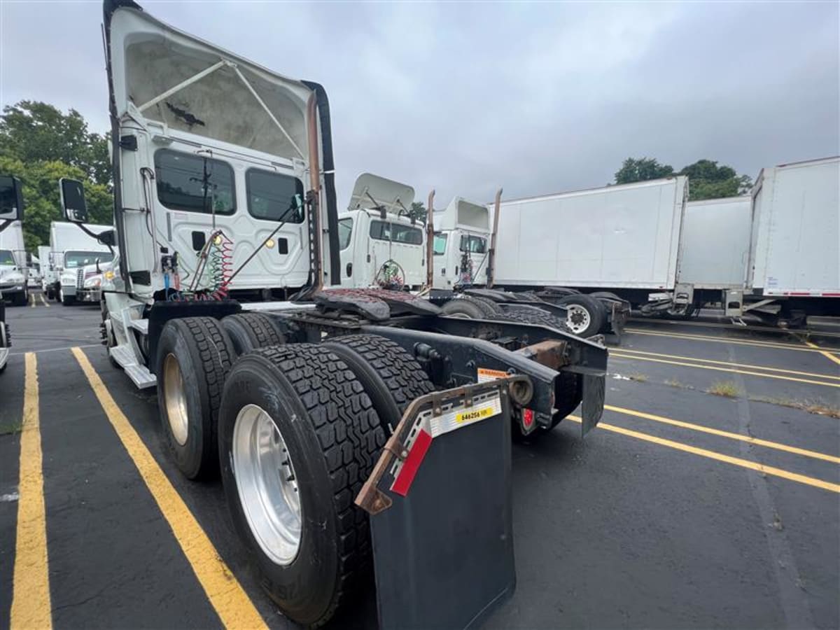 2016 Freightliner/Mercedes CASCADIA 125 646256