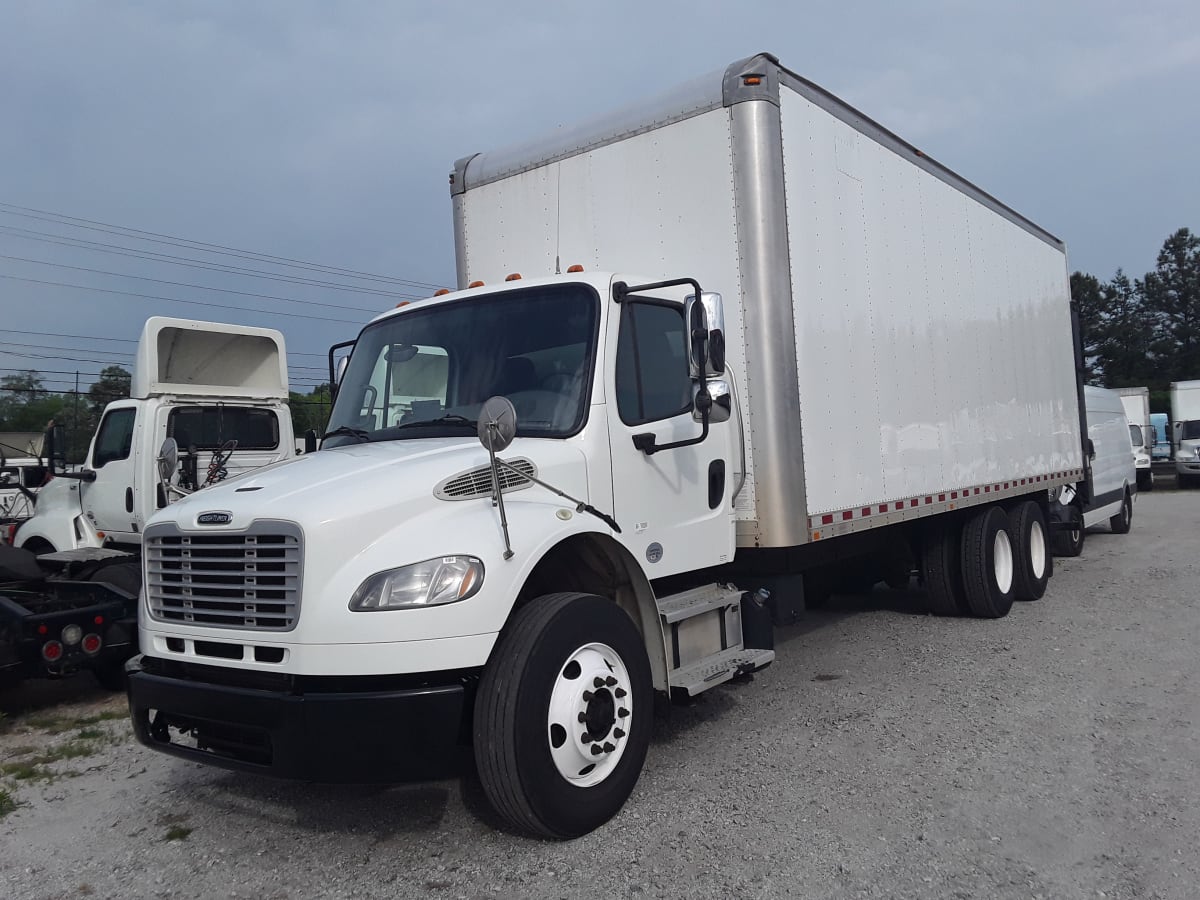 2016 Freightliner/Mercedes M2 106 646360