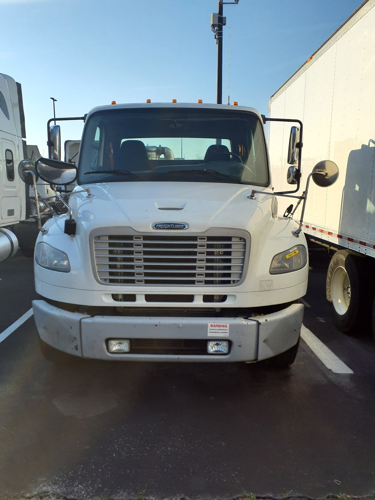 2016 Freightliner/Mercedes M2 106 646471